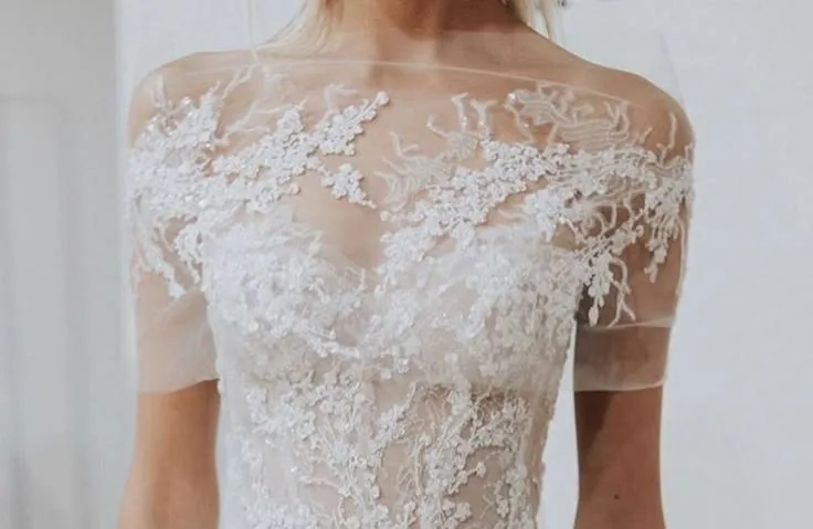 Bridal gown detailing