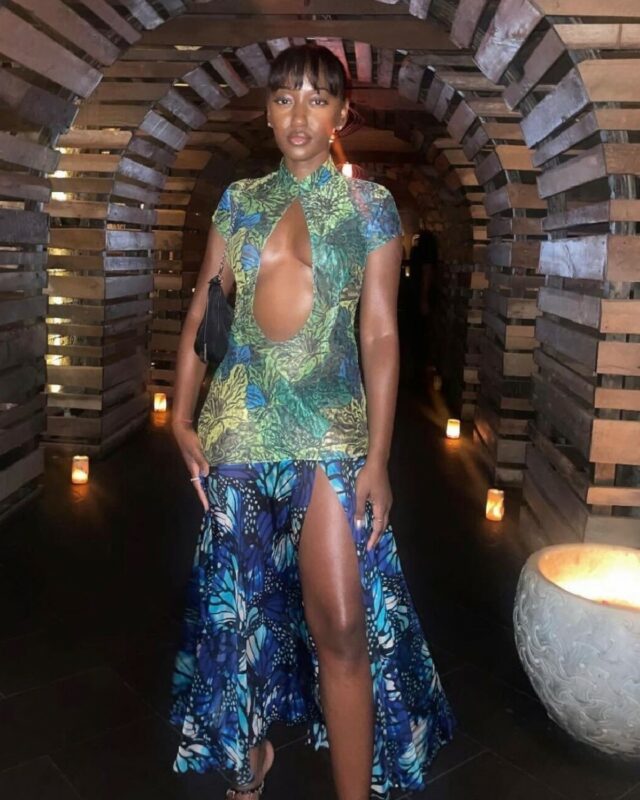 Love the look of this @kimshuistudio dress turned out! Worn by @ikeyiap and altered by us! 🪡