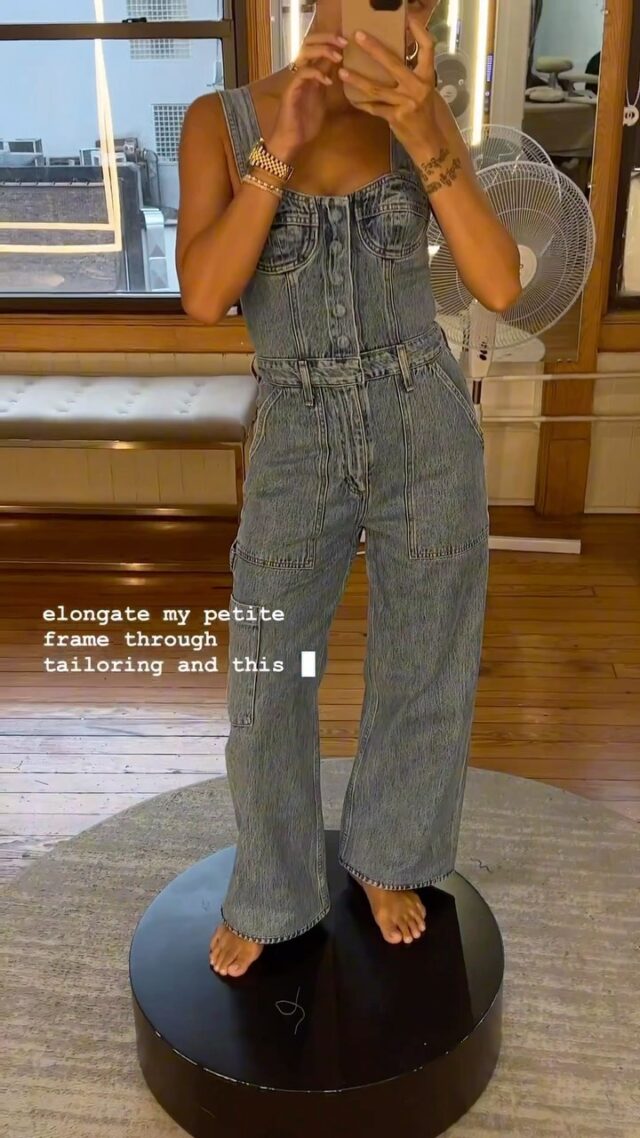 Thanks for sharing your experience at our Tribeca studio, @linhniller! We love how your denim romper and jeans turned out! 🖤