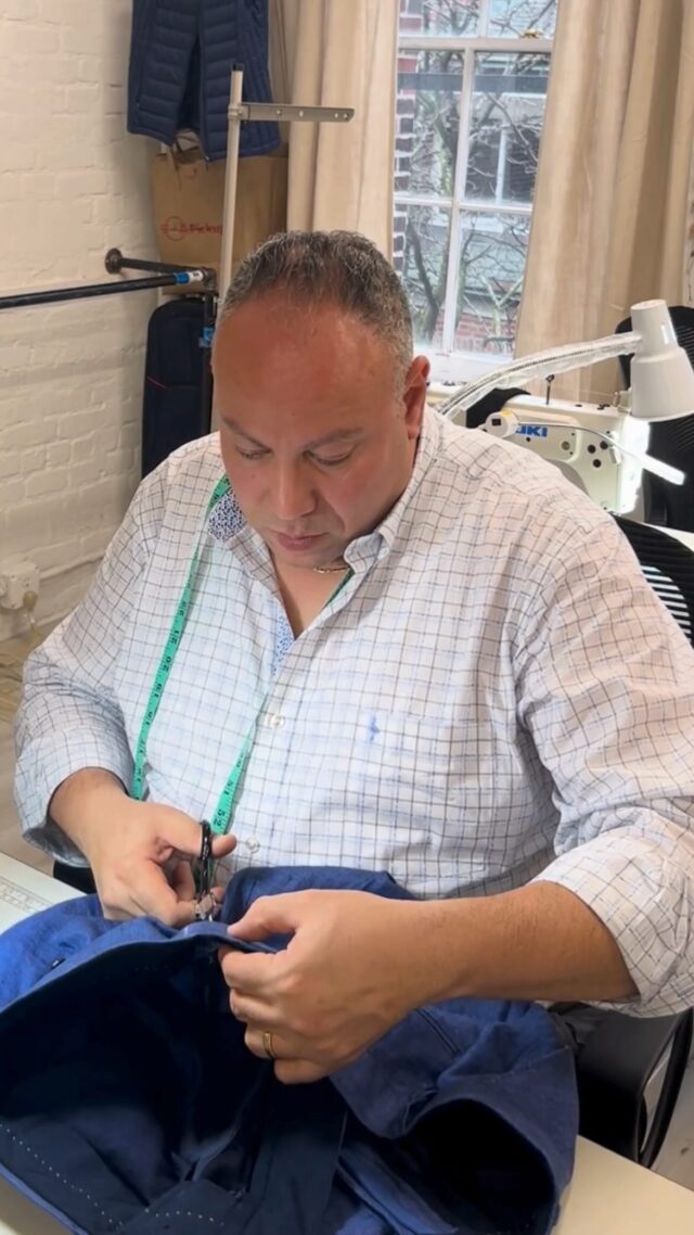Meet the Experts: Atef 👔

Atef has been with Alts since 2019 and is currently the Tailor Shop Manager of our beautiful Seaport location. With over 39 years of experience, Atef is an expert in tailoring garments for our wonderful clients 🖤🪡
