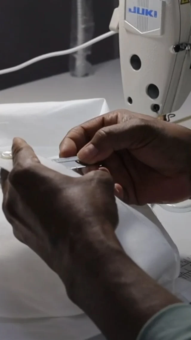 At Alts, every alteration is meticulously crafted by one of our expert tailors in our beautiful studios. With precision, care, and an eye for detail, we ensure every piece is perfectly tailored to fit you 🪡
