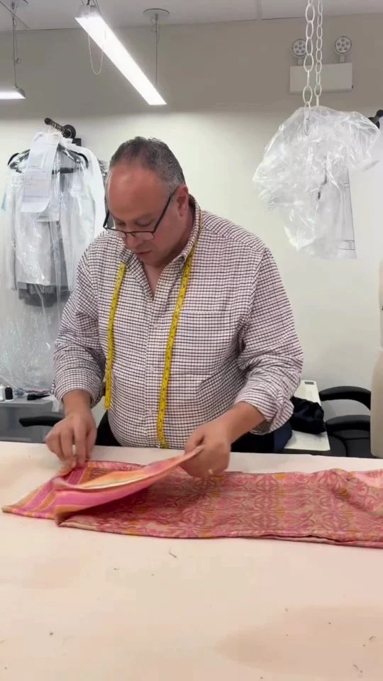 Need your favorite patterned pants altered? No problem! Keep that gorgeous print and lose the length so you can wear your staple pieces right. Here, Atef from our Hoboken location demonstrates how!